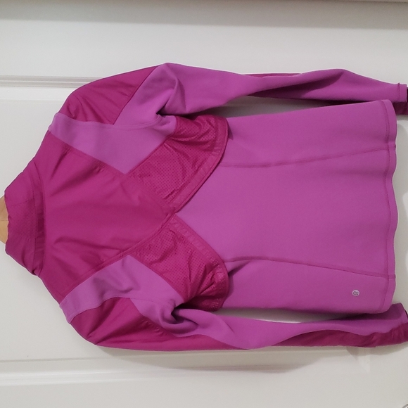 Lululemon Kanto Catch Me Run Jacket - Picture 4 of 4